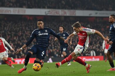 الكمبيوتر العملاق يتوقع السباق على لقب الدوري الإنجليزي الممتاز بعد تعثر أرسنال أمام أستون فيلا