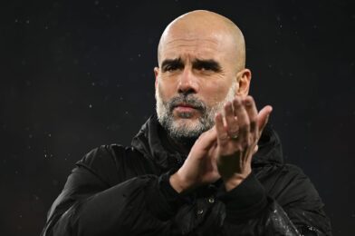 يبدأ Pep Guardiola اثنين من التعيينات الجديدة لمدينة مان ضد تشيلسي