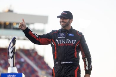 Viking Motorsports تكشف عن عودة Matt DiBenedetto في فيديو ترويجي ممتاز لحملة NASCAR لعام 2025