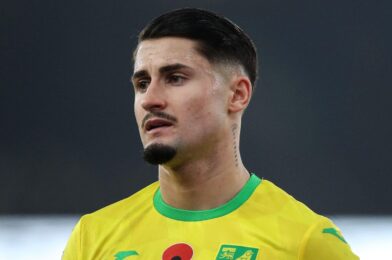 تعليق بورخا ساينز: سيغيب جناح نورويتش عن مباريات كأس الاتحاد الإنجليزي والبطولة بعد الإيقاف بسبب البصق