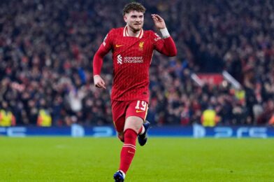 ليفربول 2-1 ليل: الفائز الذي سجله إليوت يضمن مكانه في دور الـ16 للريدز ضد ليل المكون من 10 لاعبين