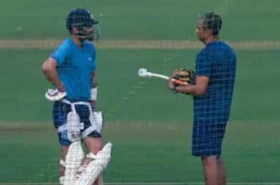 فيرات كوهلي يركل على جانب Gambeir & Nayar ، يعمل مع Sanjay Bangar لشحذ لعبة Backfoot