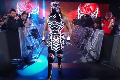 4 نجوم WWE التي يمكن أن تسلم البنتا هزيمة الأولى لك