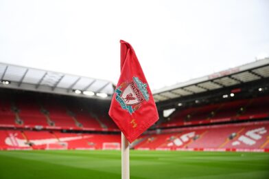 دخل نجم ليفربول محمد صلاح في مفاوضات مع نادي الهلال السعودي