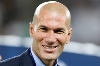 رئيس الاتحاد الفرنسي يشيد بسجل زيدان في ريال مدريد.. ويصف قرار ديشامب بـ”المسؤول”