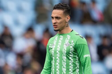 يكشف Betis Real Head عن موقفه من النقل الدائم إلى جناح Man UTD