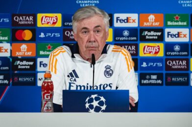 يكشف كارلو أنشيلوتي عن استراتيجية ريال مدريد لمواجهة مدينة مان