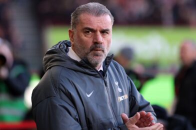 يقول Poscoglou أن توتنهام ليس لديه “نصيحة” ، بينما يطلق غوارديولا رأس سبيرز “استثنائي”