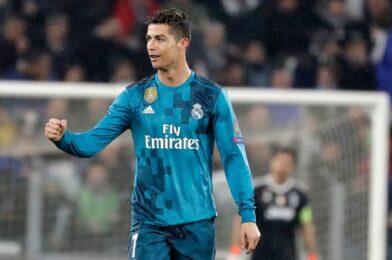أفضل أهداف ريال مدريد ومانشستر يونايتد