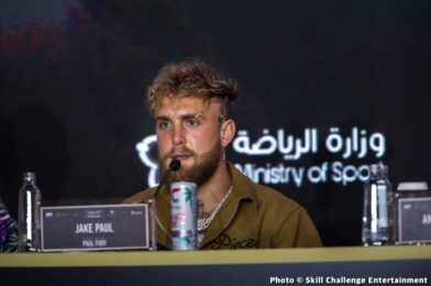 جيك بول ينفجر كانيلو ألفاريز: “لقد خفضني وهو الآن عبيد مملوك”