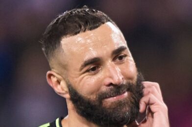 Benzema يفوز بجائزة ، ولكنه فارغ كما يمنح القادة الدولة -ركلة جزاء