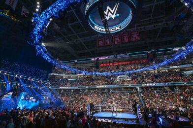 في أي وقت تبدأ WWE Smackdown الليلة؟ الولايات المتحدة الأمريكية والمملكة المتحدة والهند والمزيد