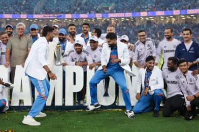 وصلت هارديك بانديا وشرياس آير و KL Rahul بشكل منفصل إلى مطار مومباي مع دقة