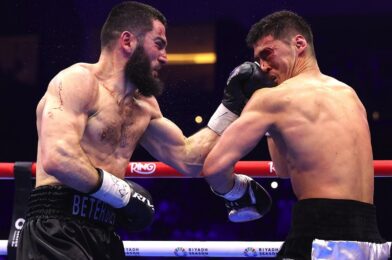 دي لا هويا: Bivol Vs. Benavidity هو الكفاح من أجل القيام به ، وليس ثلاثية Beterbiev