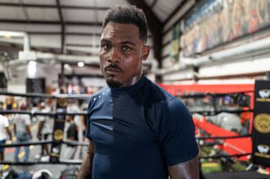 Jermell Charlo ينشر فيديو التدريب ، ويعلن أن “154 هو لي”