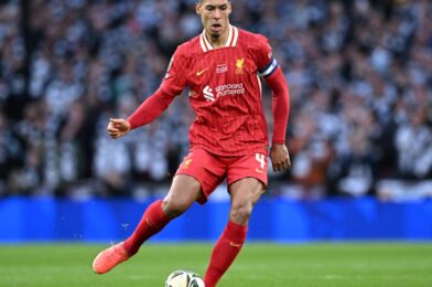 ليفربول لماذا Vrij Stefan يحل محل فيرجيل فان ديك