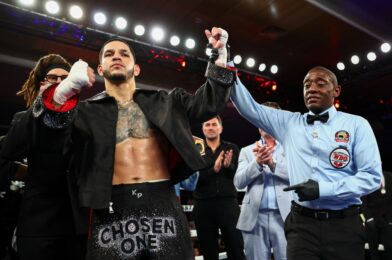 Berlanga: “F Plant” ، إما Munguia أو Charlo Next
