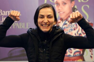 Karriss Artingstall: Skye Nicolson هو Bavel ، وقد فعلت ذلك من قبل! | Raven Chapman: لقد صنعت لليالي مثل هذا | أخبار الملاكمة