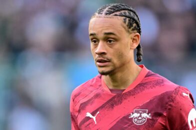 Man Utd Face Premier Legae Compenle في مطاردة Xavi Simons