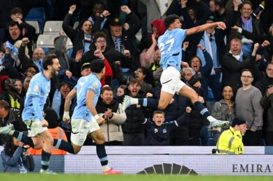 تصنيفات اللاعبين مثل Nunes Snatchens Snatching-Stoppage-Time Winner
