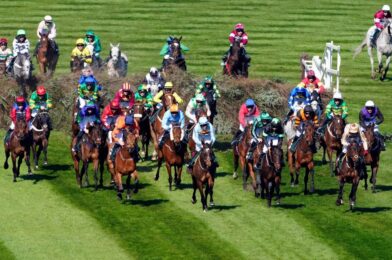 Grand National 2025: 33-1 فاز نيك روكيت بينما يهيمن ويلي مولينز في Aintree