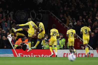 Gunners Mateta Brilliace ، لكن حفل لقب ليفربول لا يزال في الانتظار